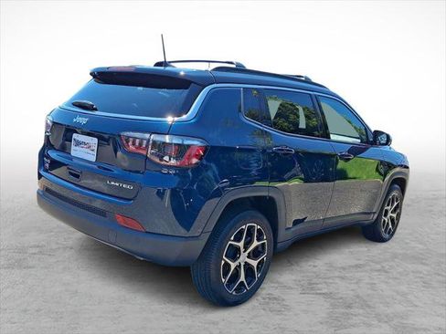 Certified 2024 Jeep Compass Limited AWD/4WD image 5