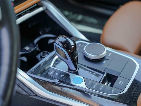 Used 2022 BMW i4 eDrive40 w/ M Sport Package image 18