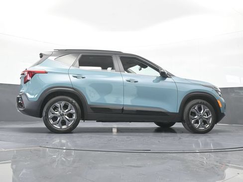 Used 2024 Kia Seltos S FWD image 59