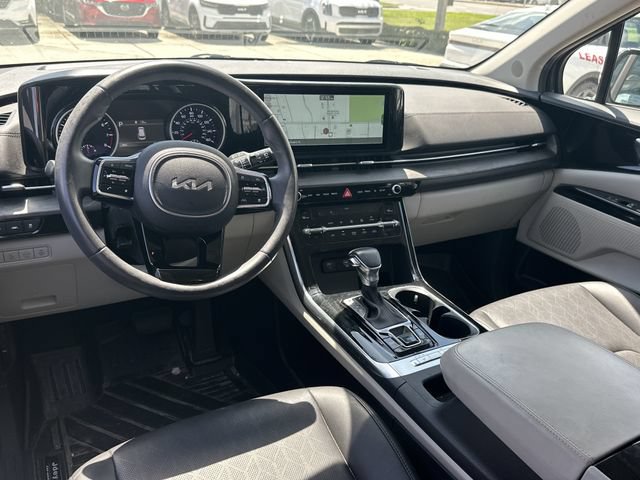 Certified 2024 Kia Carnival EX FWD image 16