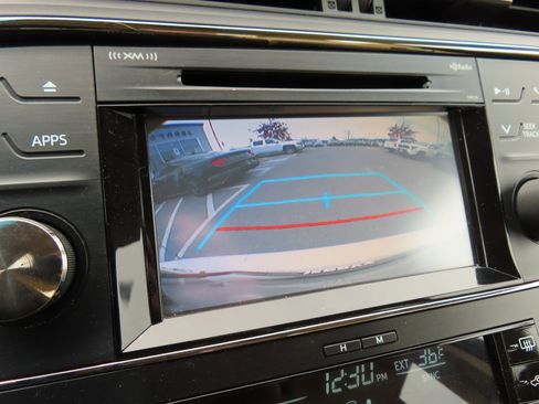 Used 2016 Toyota Avalon XLE Plus image 22