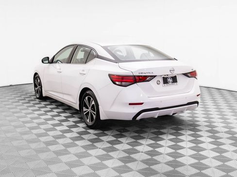 Used 2020 Nissan Sentra SV image 3