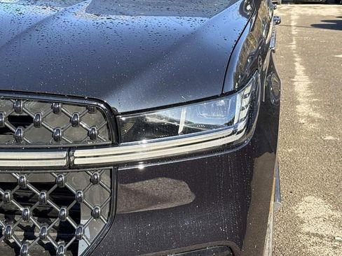 New 2026 Lincoln Navigator L Reserve w/ Jet Appearance Package image 10