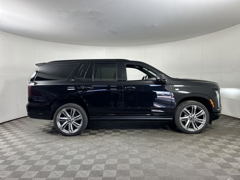 New 2025 Cadillac Escalade Sport w/ Touring Package image 9