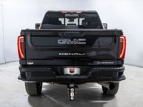 Used 2024 GMC Sierra 2500 Denali Ultimate w/ Max Trailering Package AWD/4WD image 5