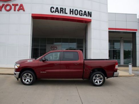 Used 2022 RAM 1500 Big Horn AWD/4WD image 2