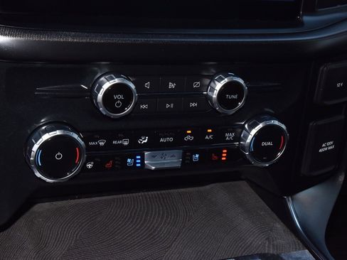 Used 2023 Ford F150 Platinum w/ Equipment Group 701A High image 29