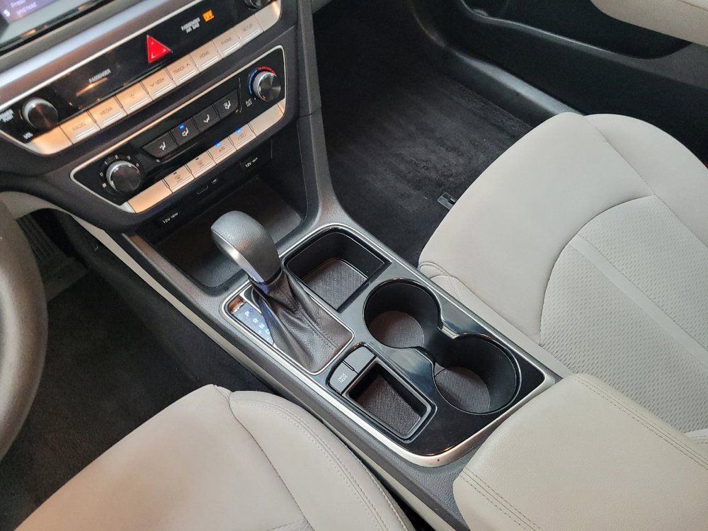 Used 2019 Hyundai Sonata SE FWD image 26