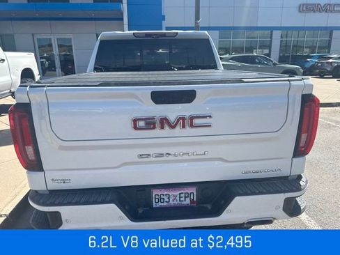 Certified 2021 GMC Sierra 1500 Denali w/ Denali Ultimate Package AWD/4WD image 4