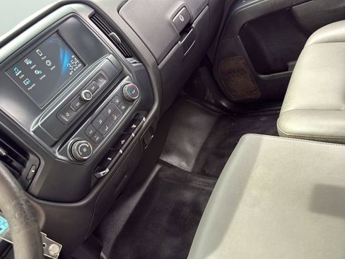 Used 2018 Chevrolet Silverado 2500 W/T w/ WT Convenience Package RWD image 14