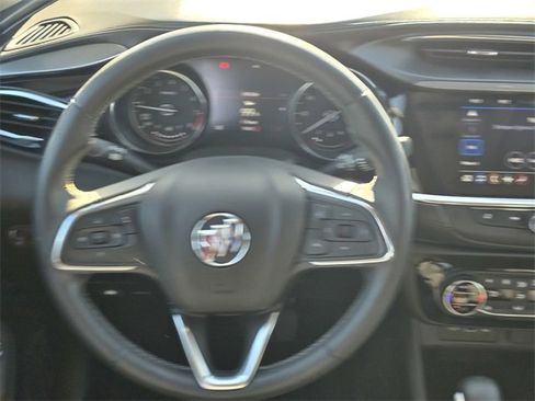 Used 2022 Buick Encore GX Select image 16