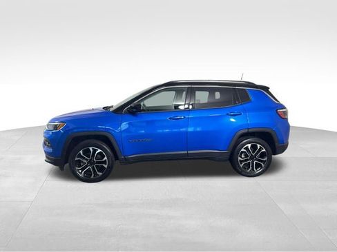 Used 2022 Jeep Compass Limited AWD/4WD image 3