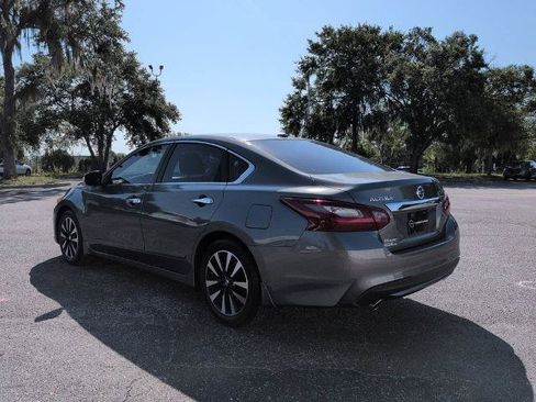 Certified 2018 Nissan Altima 2.5 SV w/ 2.5 SV Technology Package FWD image 6