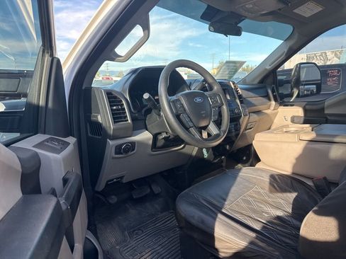 Used 2020 Ford F450 XL w/ Power Equipment Group image 6