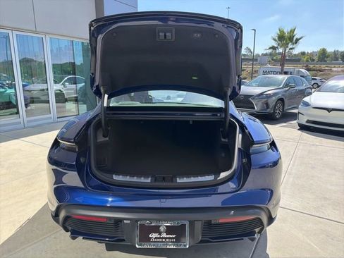 Used 2020 Porsche Taycan Turbo AWD/4WD image 10