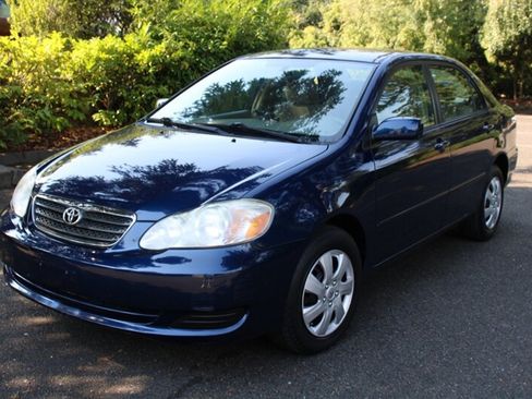 Used 2008 Toyota Corolla LE FWD image 1