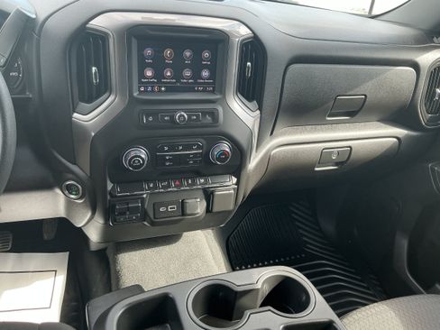 Certified 2025 Chevrolet Silverado 2500 Custom w/ Custom Convenience Package AWD/4WD image 9