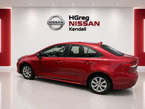 Used 2020 Toyota Corolla LE FWD image 6