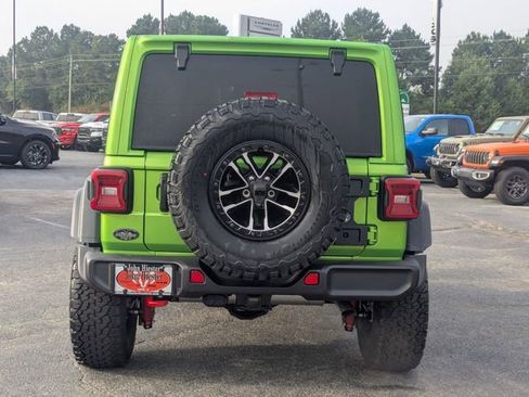 New 2025 Jeep Wrangler Unlimited Rubicon w/ XTREMEE 35" Tire Package image 6