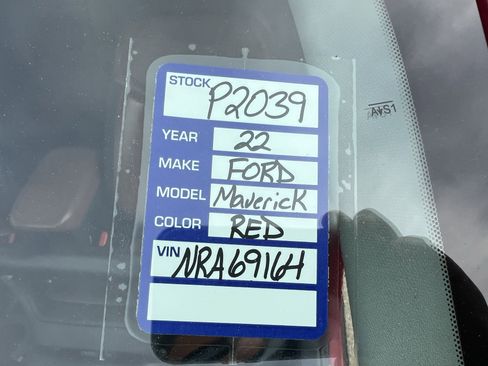 Used 2022 Ford Maverick Lariat w/ Lariat Luxury Package FWD image 25
