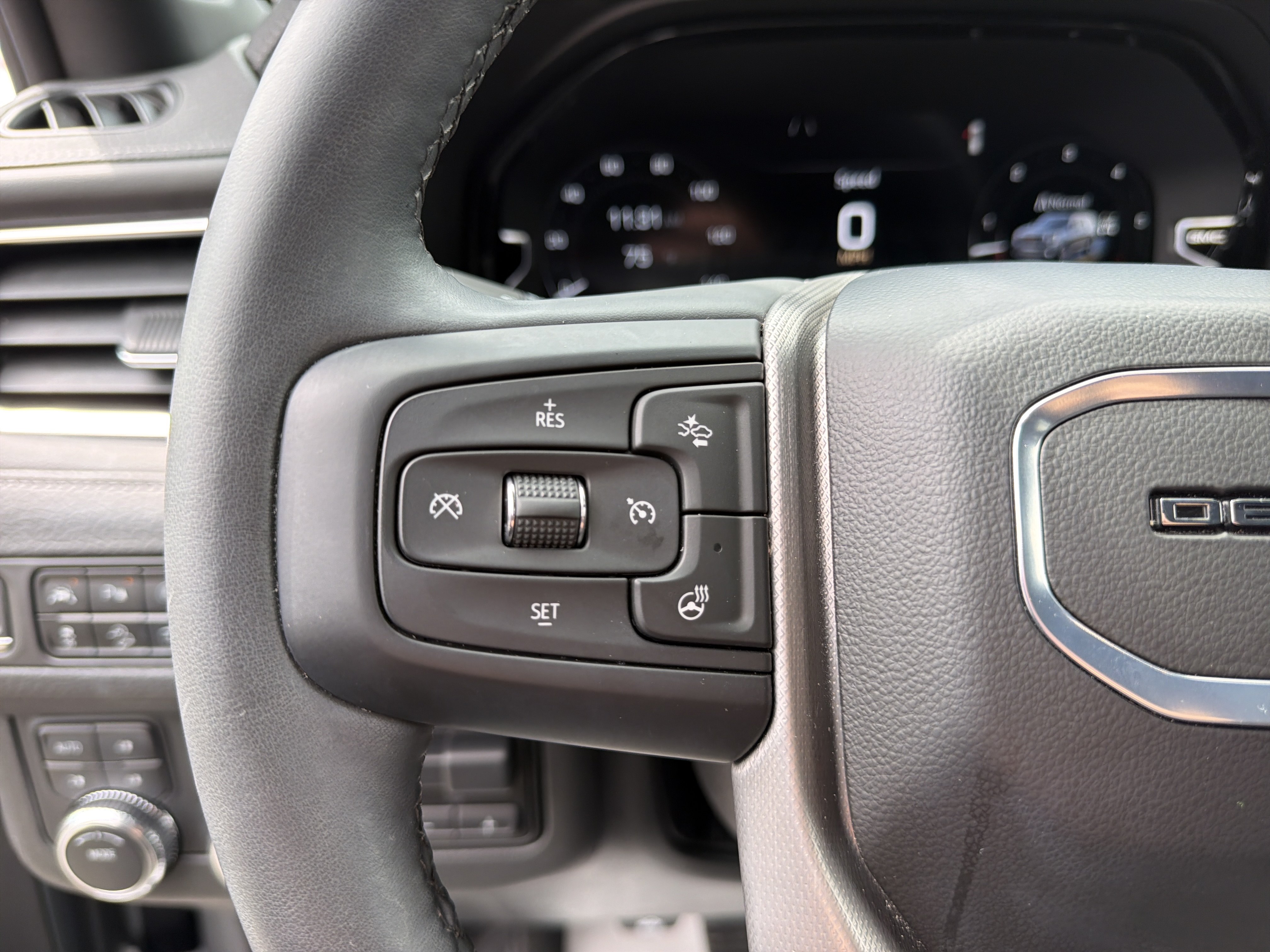 Used 2024 GMC Yukon Denali w/ Max Trailering Package AWD/4WD image 20