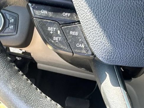Used 2018 Ford Escape SEL AWD/4WD image 19