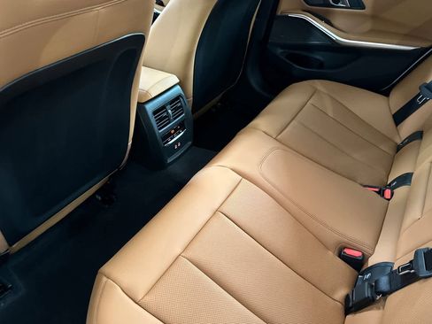 New 2026 BMW 330i Sedan w/ Premium Package image 4