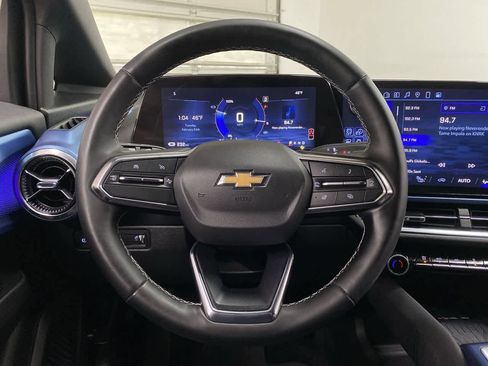 Used 2025 Chevrolet Equinox EV LT w/ Convenience Package image 19