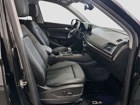 Used 2023 Audi Q5 2.0T Premium w/ Convenience Package AWD/4WD image 34