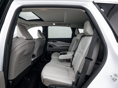 Used 2026 INFINITI QX60 Luxe w/ Cargo Package AWD/4WD image 17