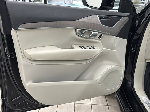 Certified 2023 Volvo XC90 B5 Plus w/ Protection Package Premier image 22