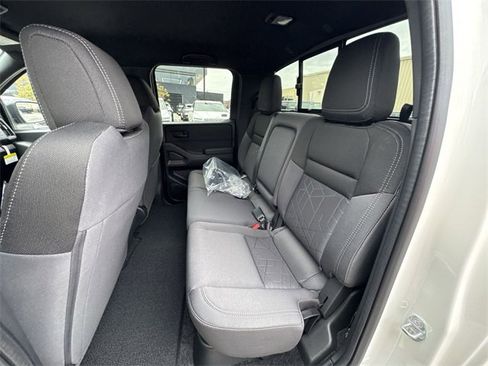 New 2026 Nissan Frontier SV w/ Tow Package image 21