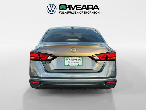 Used 2024 Nissan Altima 2.5 SV image 4