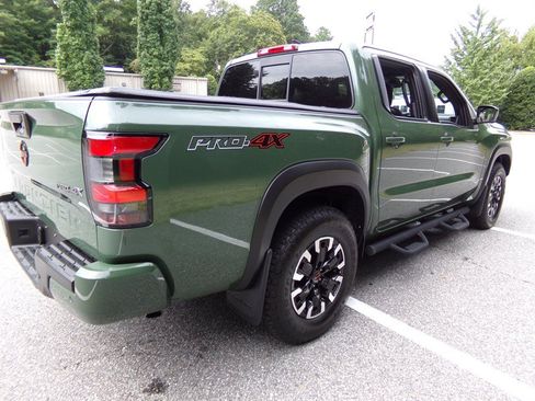 Used 2022 Nissan Frontier PRO-4X AWD/4WD image 6