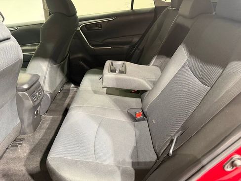 Certified 2023 Toyota RAV4 LE AWD/4WD image 19