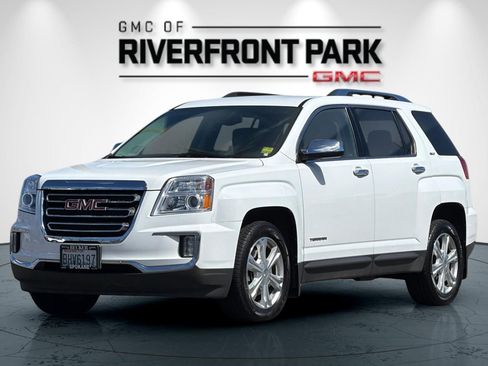 Used 2017 GMC Terrain SLT w/ Driver Alert Package I AWD/4WD image 7