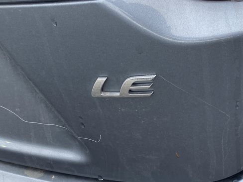 Used 2020 Toyota Corolla LE image 5