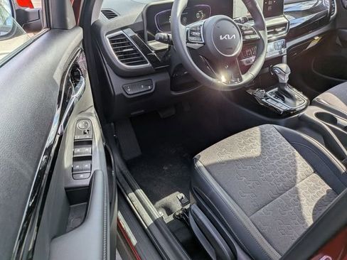 New 2026 Kia Seltos S FWD image 12