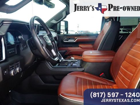 Used 2024 GMC Sierra 2500 Denali Ultimate AWD/4WD image 19