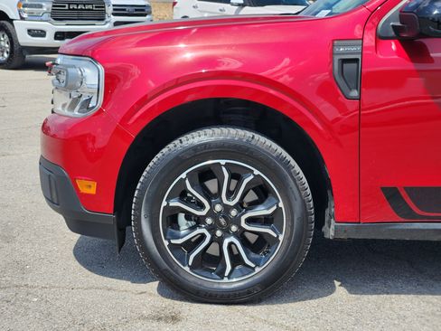 Used 2022 Ford Maverick Lariat w/ Lariat Luxury Package FWD image 9