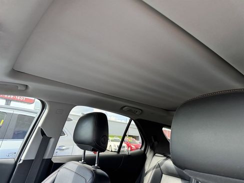 Used 2019 Chevrolet Equinox Premier FWD image 13