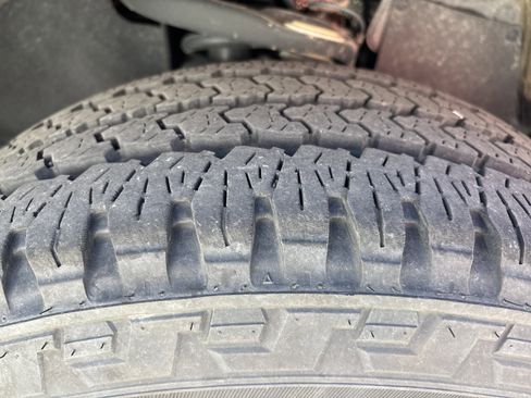 Used 2017 Toyota Tundra SR5 w/ SR5 Upgrade Package AWD/4WD image 11