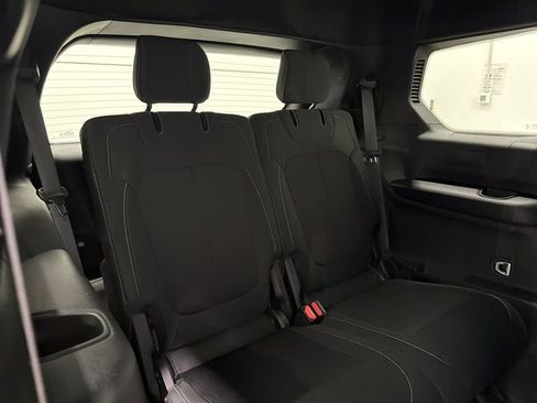 New 2026 Jeep Grand Cherokee L Laredo image 11