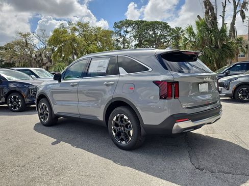New 2026 Kia Sorento S image 6