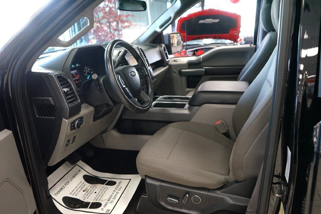Used 2018 Ford F150 XLT w/ Equipment Group 302A Luxury AWD/4WD image 25
