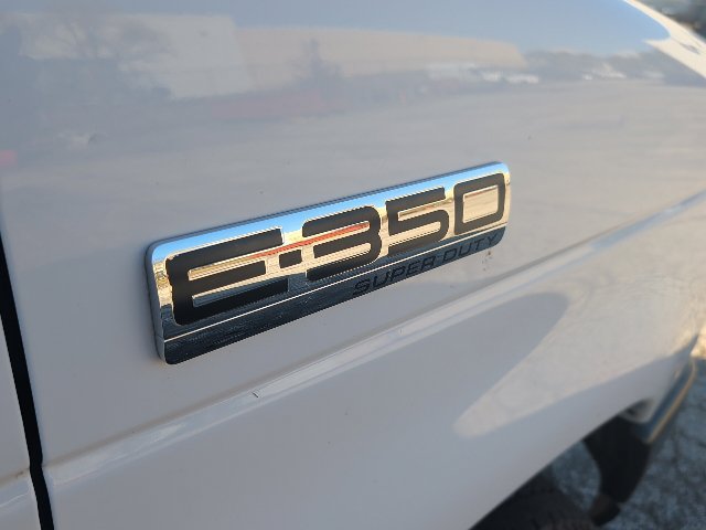 Used 2019 Ford E-350 and Econoline 350 Super Duty w/ Power Windows & Locks Group RWD image 2