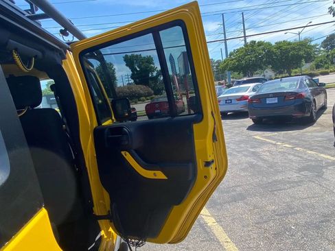 Used 2011 Jeep Wrangler Unlimited Sport image 15