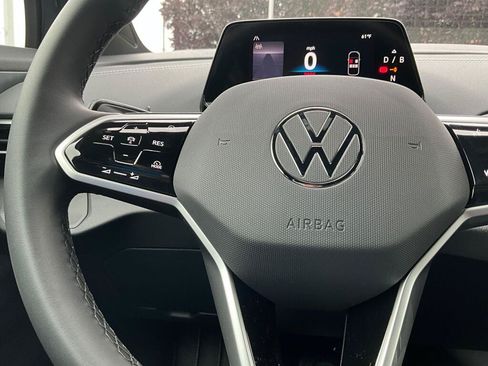 New 2026 Volkswagen ID.4 Pro AWD/4WD image 22
