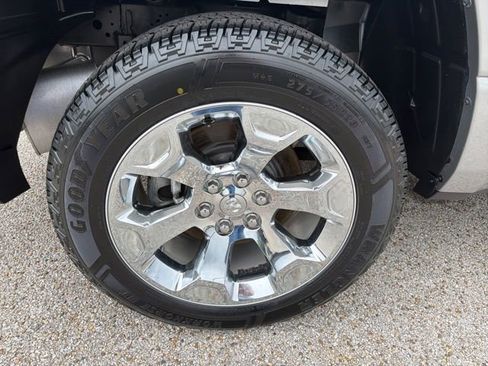 Used 2022 RAM 1500 Big Horn AWD/4WD image 31