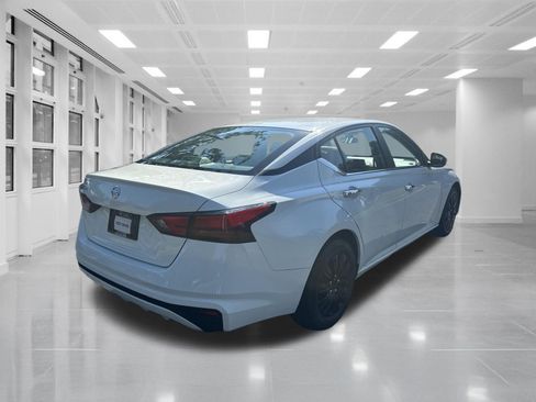 Used 2021 Nissan Altima 2.5 S FWD image 5